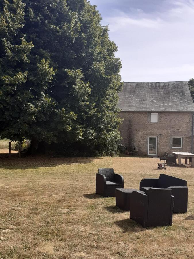 Gite Le Tilleul De La Fontaine Alluy المظهر الخارجي الصورة
